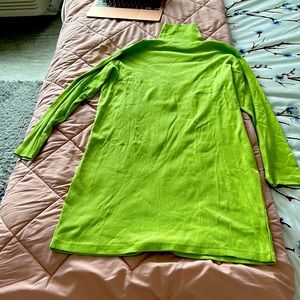 This dress go to the knees and it looks like a super big hoodie